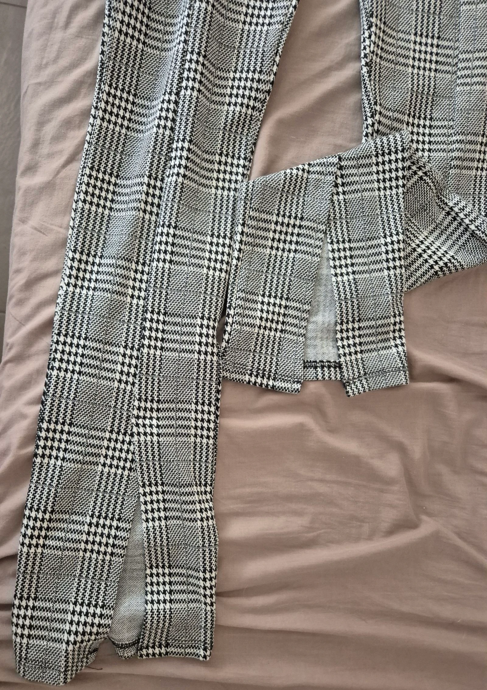 Plaid pants new with tag size m – photo 2